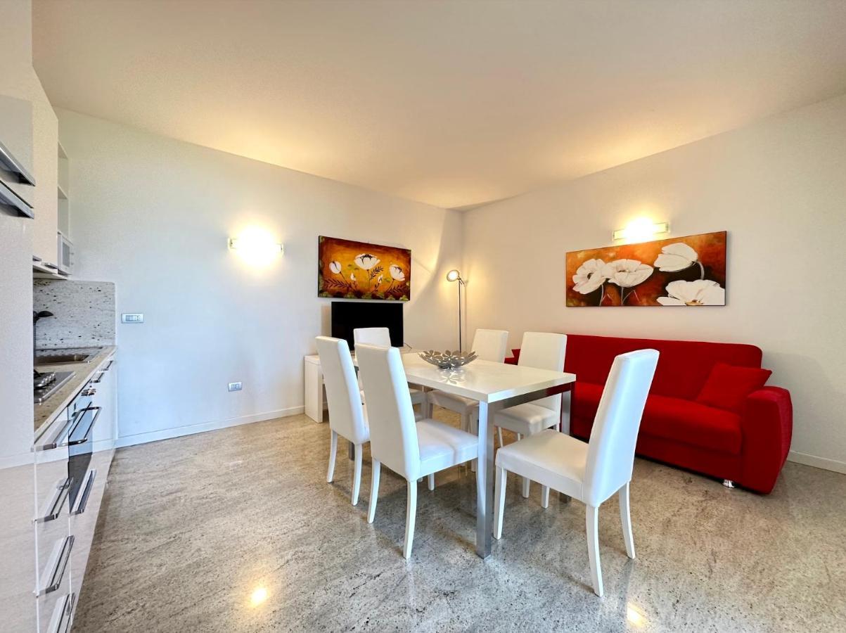 Frontemar Residenze Sul Mare - Carraro Immobiliare Jesolo - Family Apartments Екстер'єр фото