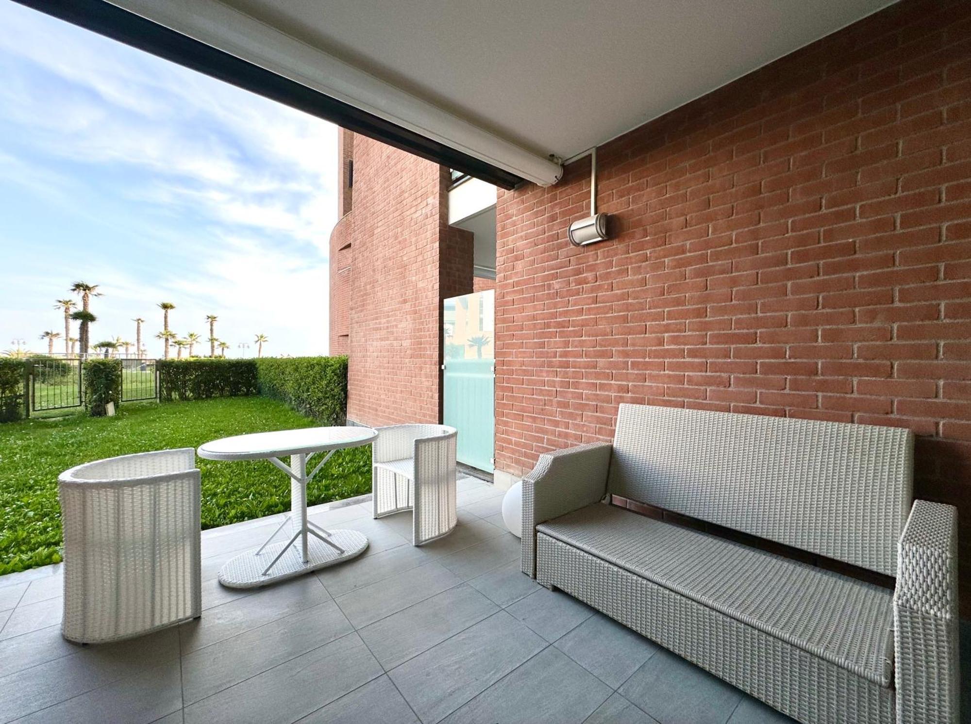 Frontemar Residenze Sul Mare - Carraro Immobiliare Jesolo - Family Apartments Екстер'єр фото